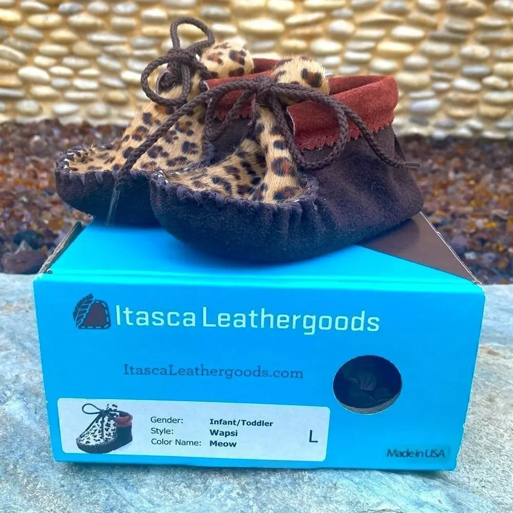 Itasca Leathergoods Baby/Infant Wapsi 'Meow' Leopard Moccasin/Shoes. Large. NWOT